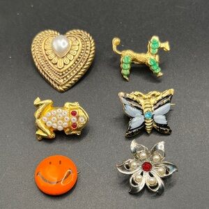 Vintage brooches